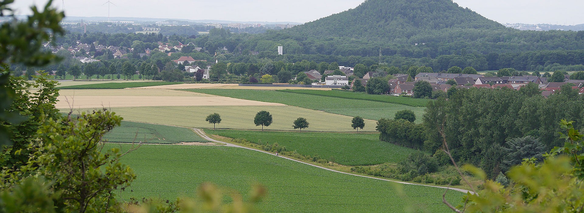 Symboldbild: Baesweiler - HDL - Heusch Sicherheit und Schließdienste | Ihre Profis für Objektschutz, Veranstaltungssicherheit und Sicherheitsberatung