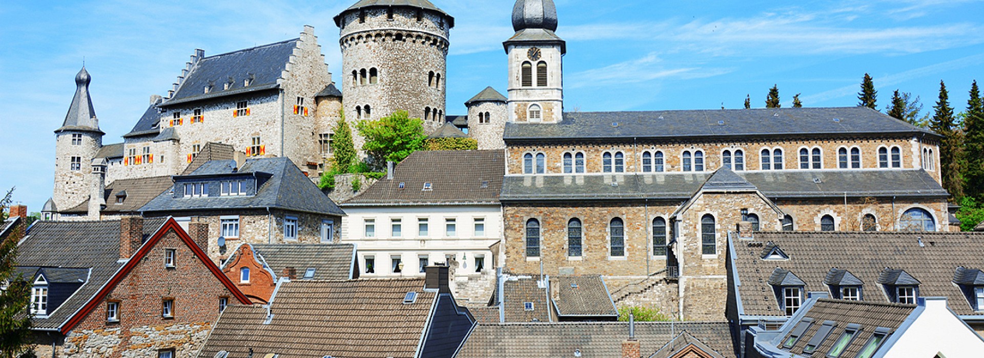 Symboldbild: Stolberg - HDL - Heusch Sicherheit und Schließdienste | Ihre Profis für Objektschutz, Veranstaltungssicherheit und Sicherheitsberatung